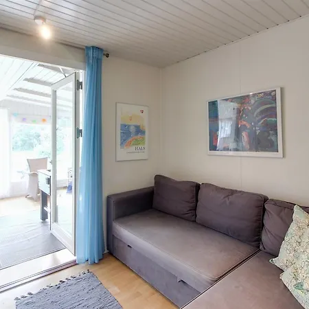 Two-bedroom Holiday In *