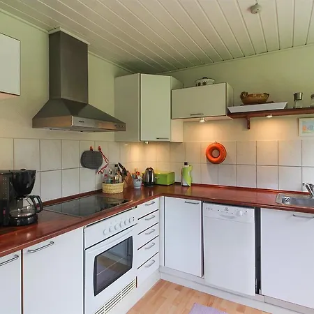 Two-bedroom Holiday In Feriehus Hals