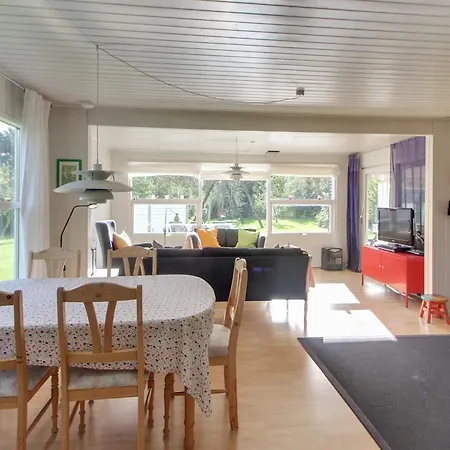 Two-bedroom Holiday In Feriehus